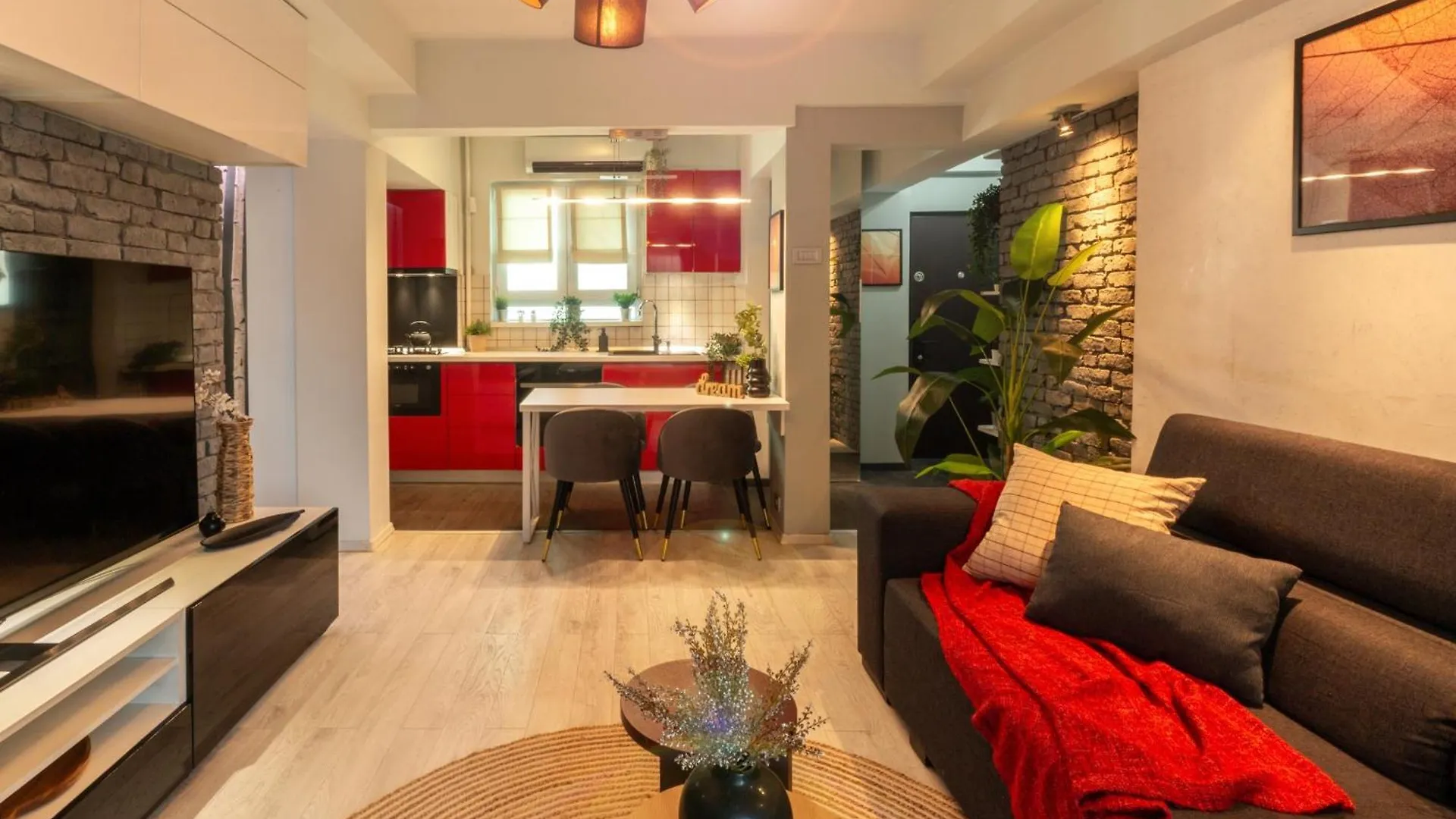 Modern 1Br Apt In The Old Town: The Perfect Choice 布加勒斯特 公寓
